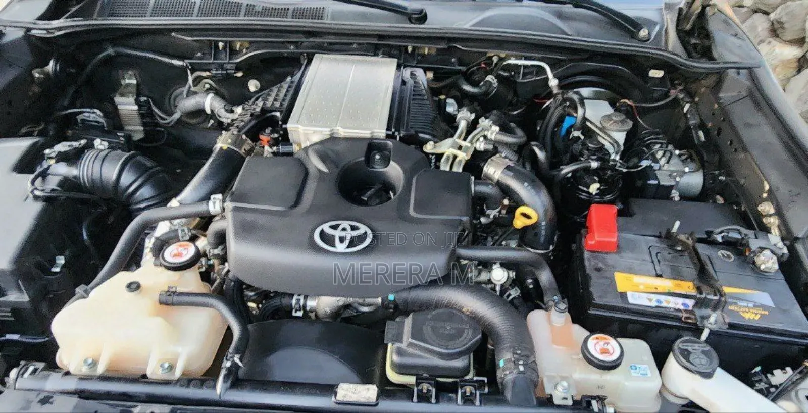 Toyota Hilux 2022 Silver