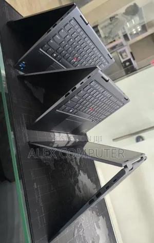 Photo - New Laptop Lenovo Thinkpad X1 Yoga 32GB Intel Core I7 SSD 512GB