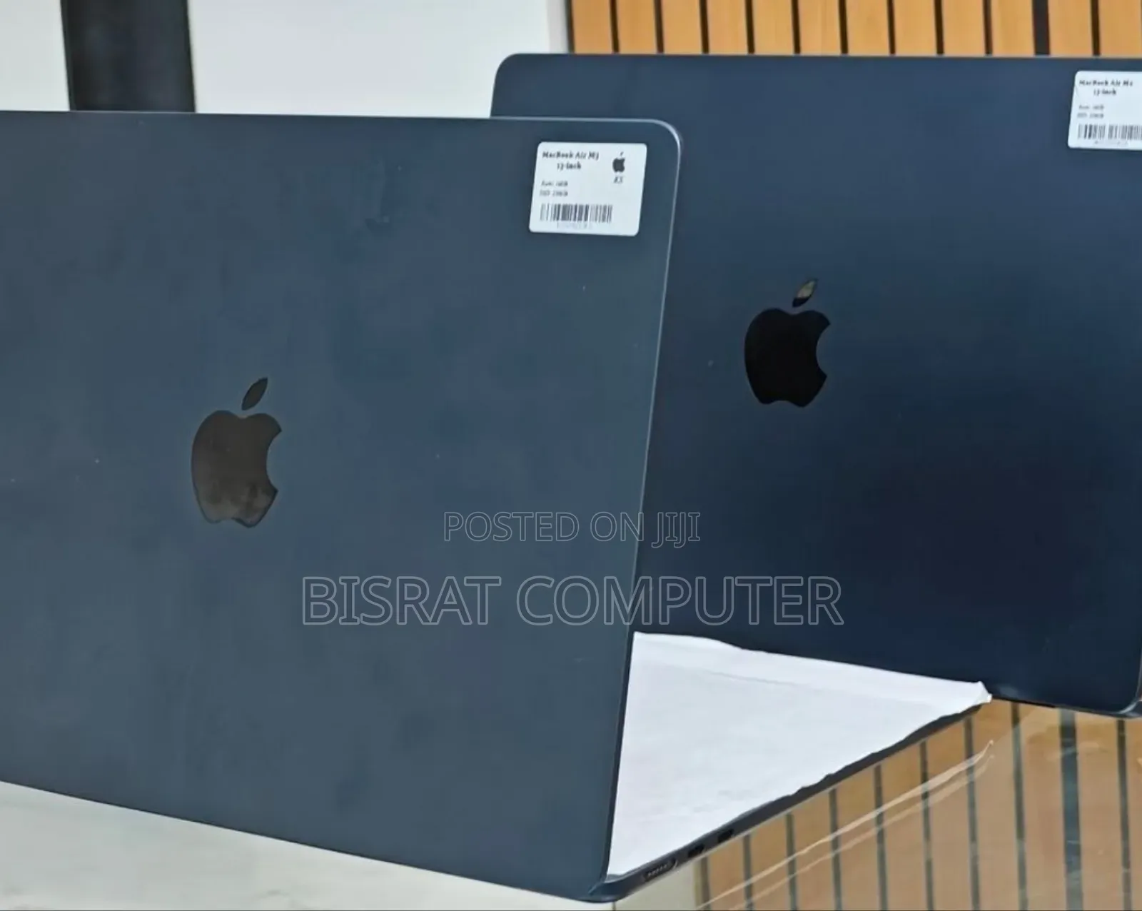 New Apple MacBook Air 2025 M4 13-Inch 16GB Apple M4 Pro SSD 256GB