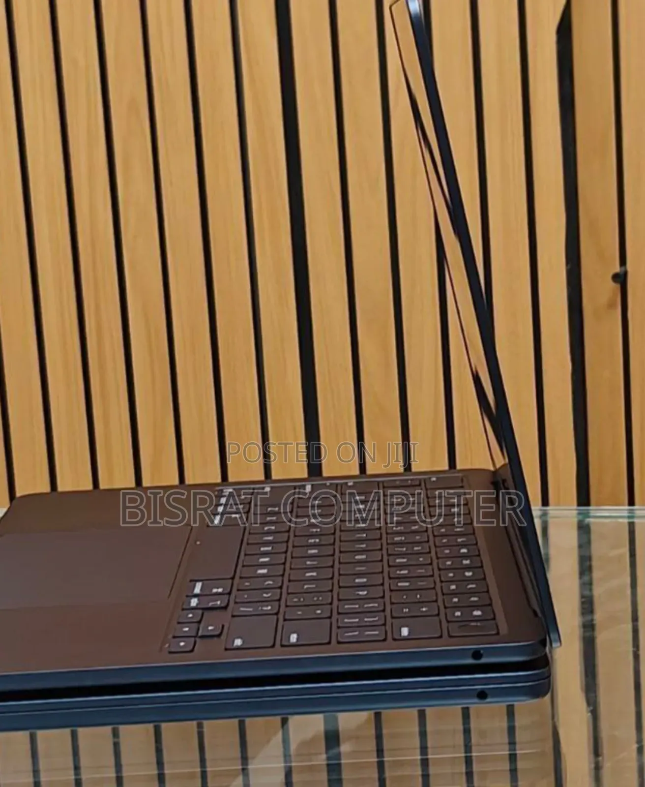 New Apple MacBook Air 2025 M4 13-Inch 16GB Apple M4 Pro SSD 256GB