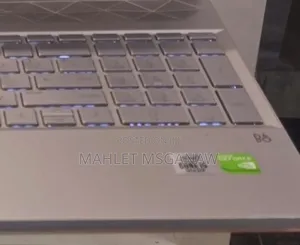 New Laptop HP Pavilion 15 8GB Intel Core I5 SSD 512GB