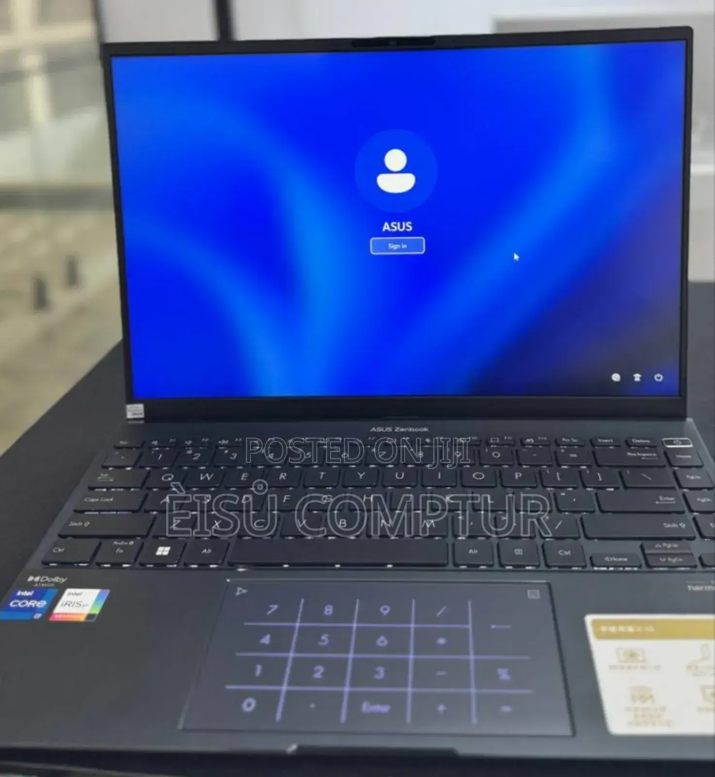 New Laptop Asus ZenBook 13 UX331UN 16GB Intel Core I7 SSD 512GB