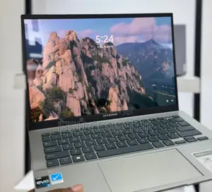 New Laptop Asus ZenBook 13 UX331UN 16GB Intel Core I7 SSD 512GB