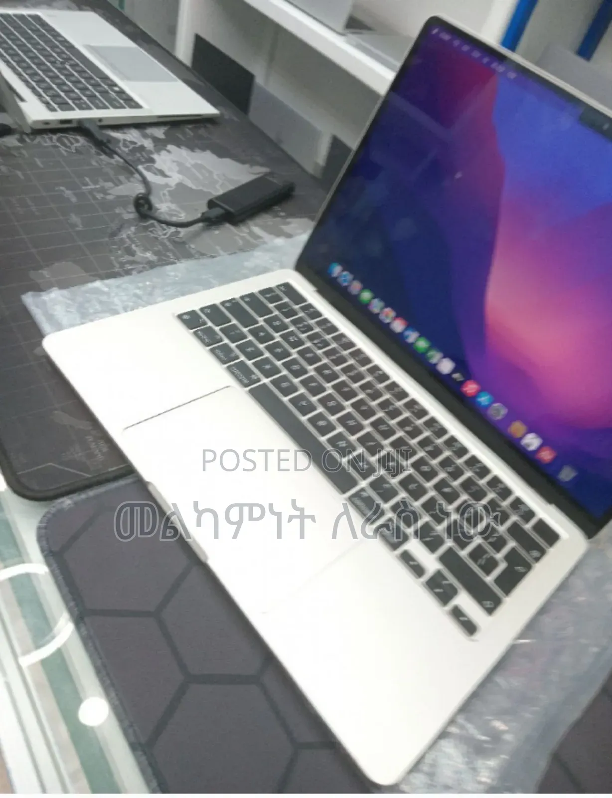 New Laptop Apple MacBook Air 2022 M2 8GB Apple M2 SSD 512GB