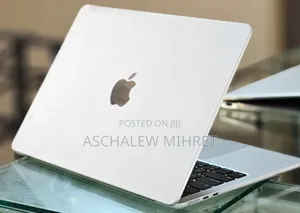 New Laptop Apple MacBook Air 2025 M4 13-Inch 16GB Apple M4 SSD 256GB