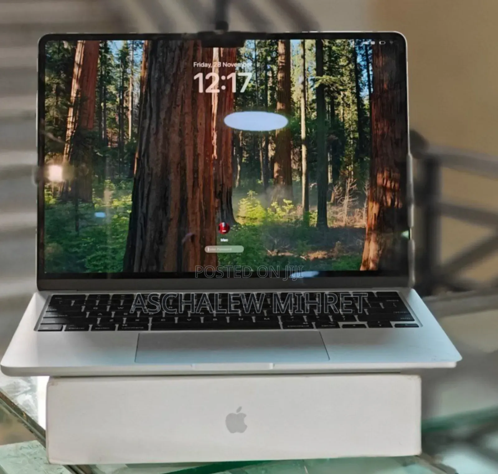 New Laptop Apple MacBook Air 2025 M4 13-Inch 16GB Apple M4 SSD 256GB