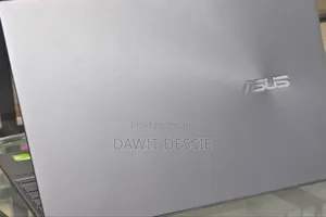New Laptop Asus 8GB AMD Ryzen 5 SSD 512GB