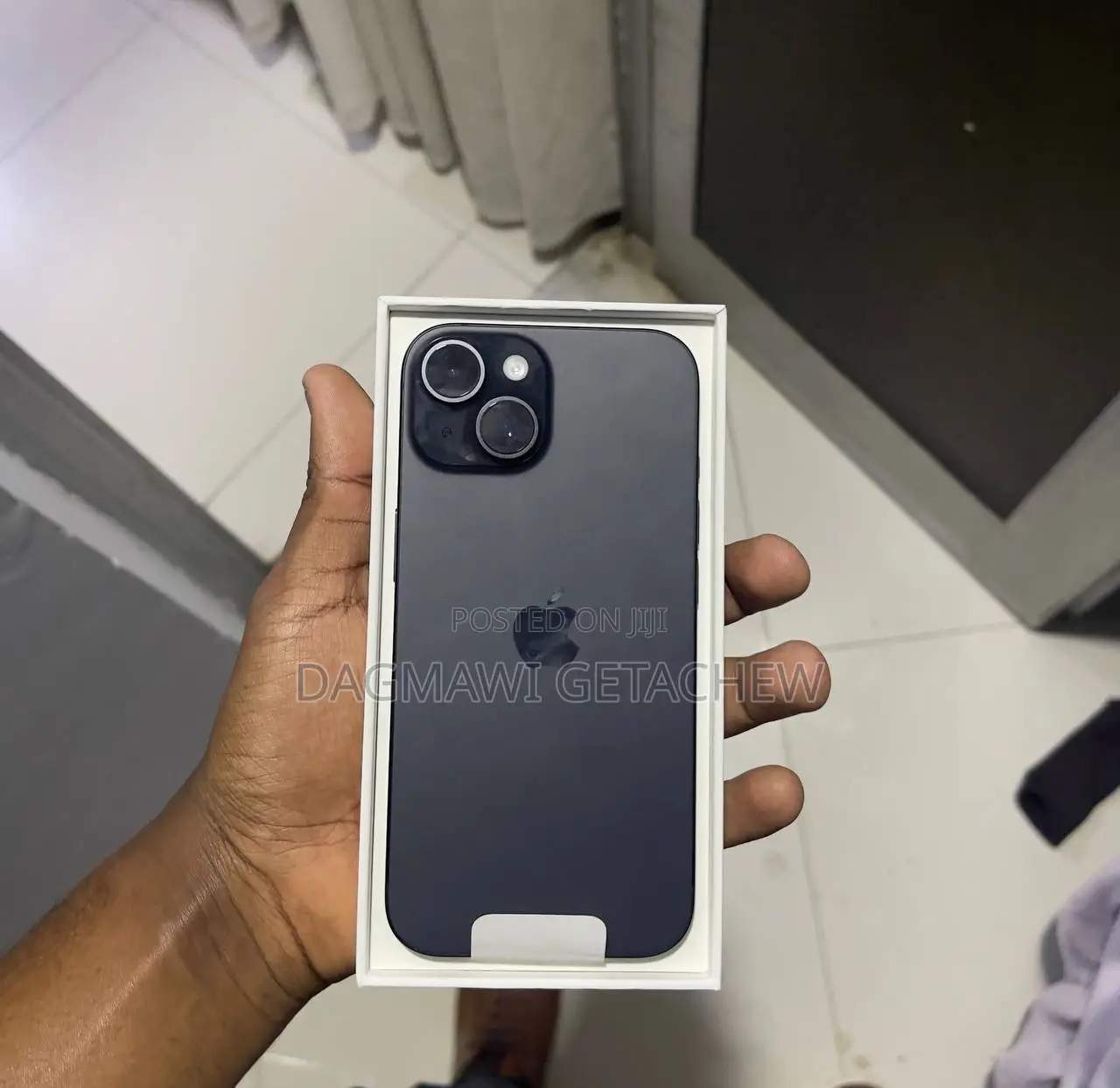 New Apple iPhone 15 128 GB Black