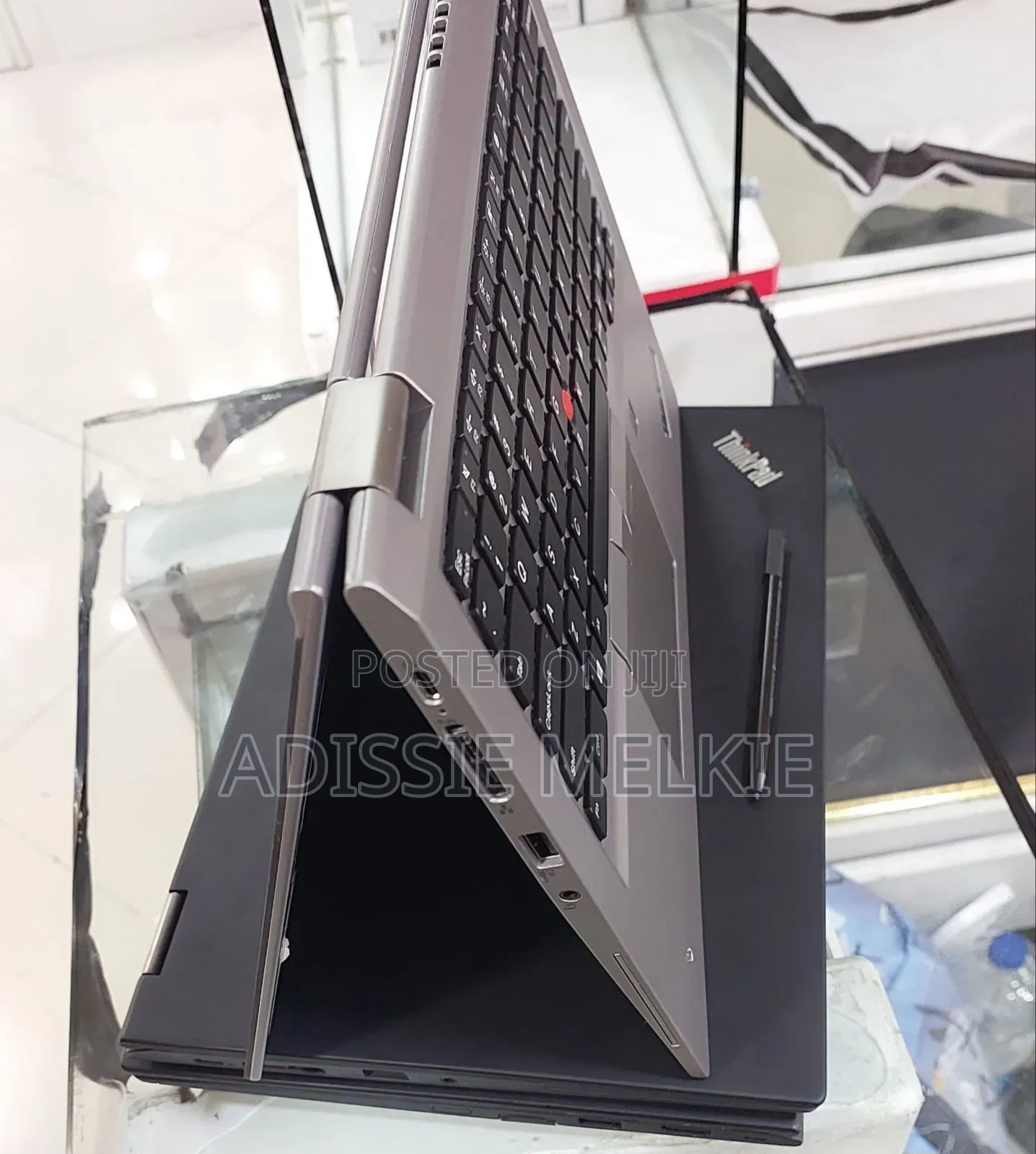 New Laptop Lenovo ThinkPad Yoga 16GB Intel Core I5 SSD 512GB