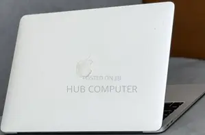 New Laptop Apple MacBook Air 2019 8GB Intel Core I7 SSD 128GB