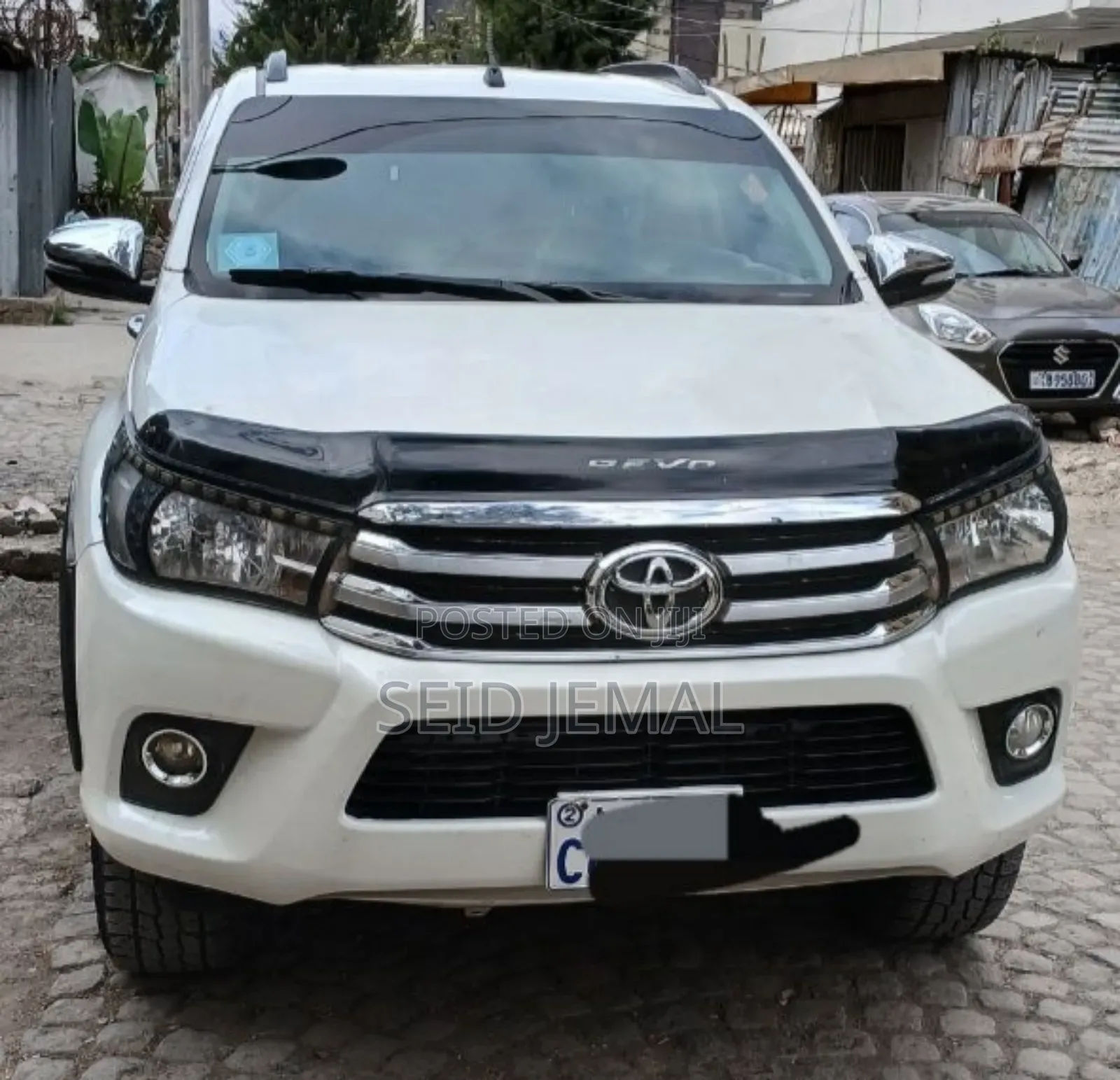 Toyota Hilux 2019 White
