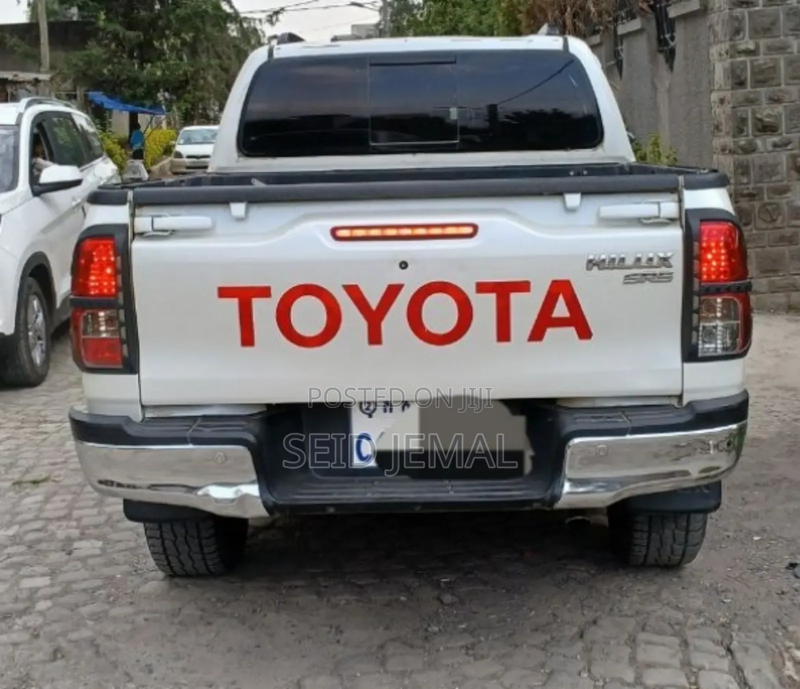 Toyota Hilux 2019 White