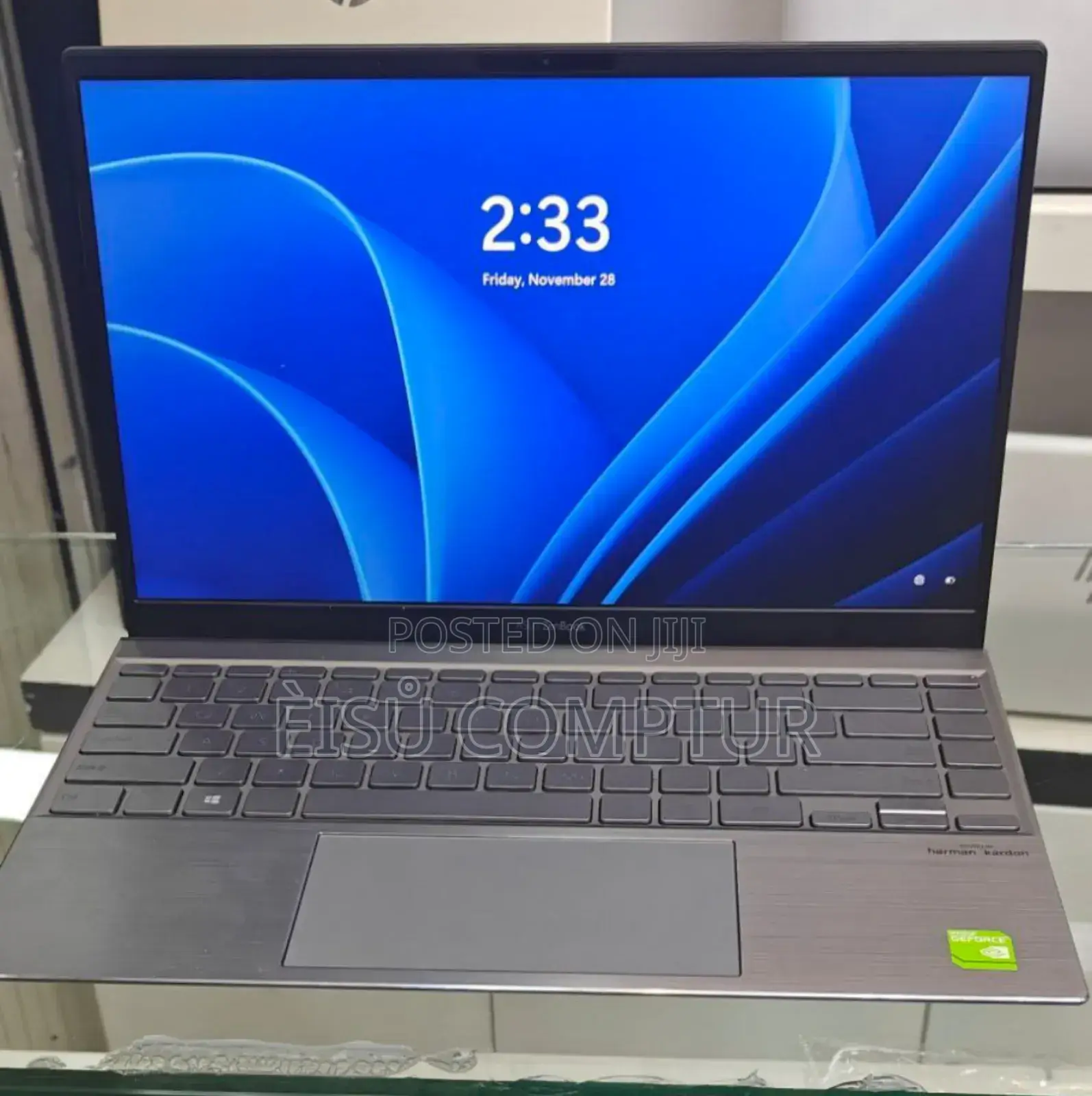 New Laptop Asus ZenBook 13 UX331UN 8GB Intel Core 5 SSD 512GB