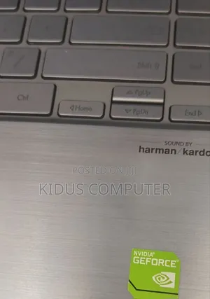 Photo - New Laptop Asus 8GB AMD Ryzen 5 SSD 512GB