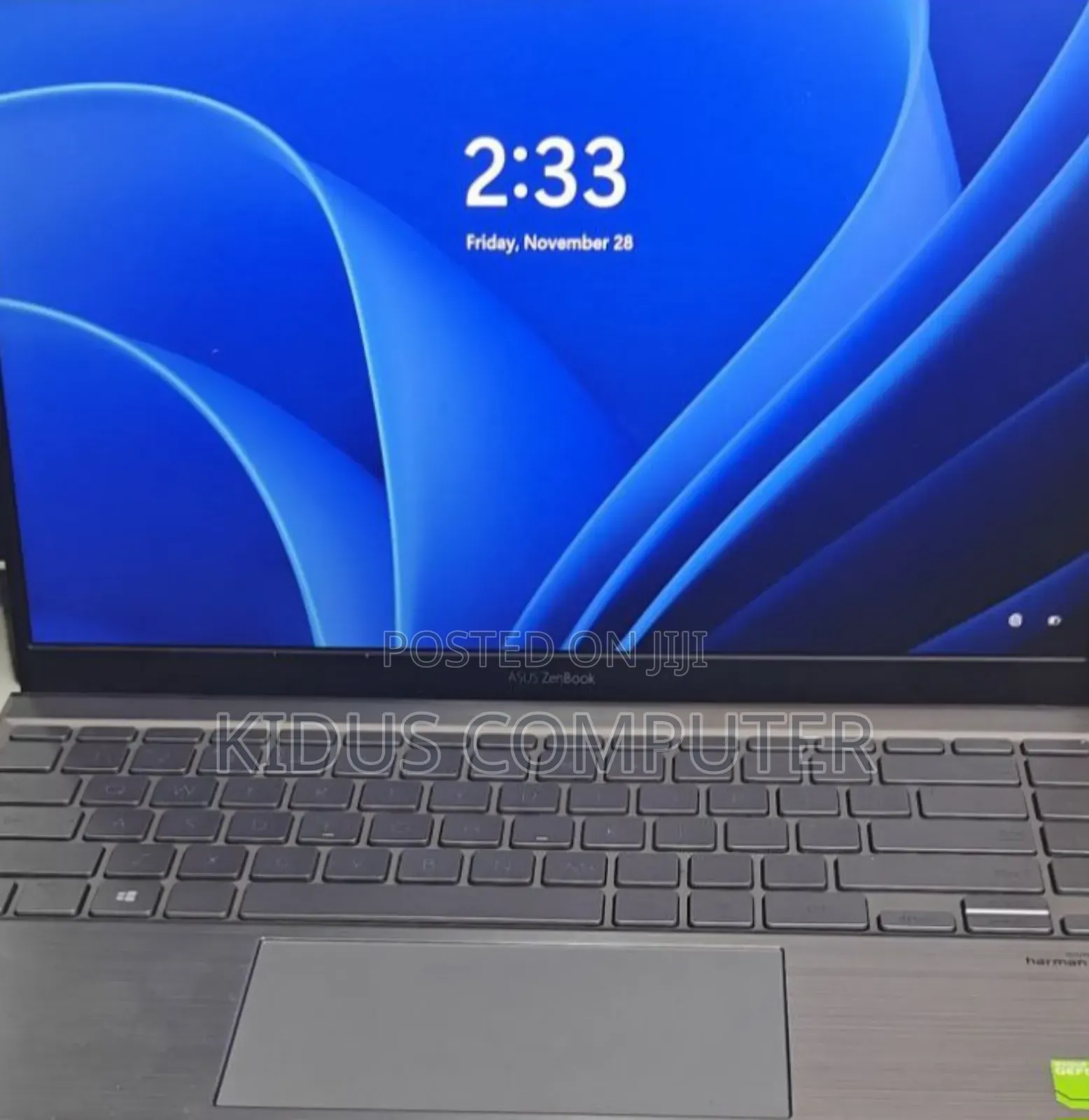 New Laptop Asus 8GB AMD Ryzen 5 SSD 512GB