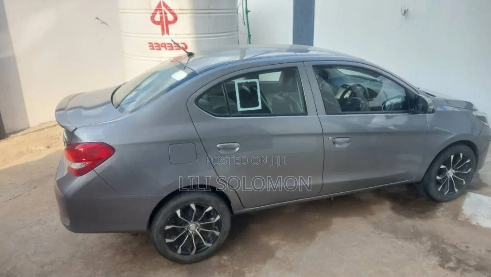 Mitsubishi Attrage 2021 Gray