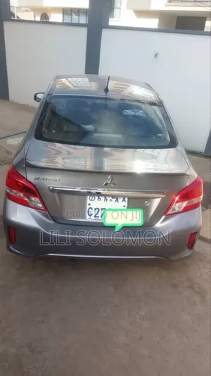 Mitsubishi Attrage 2021 Gray