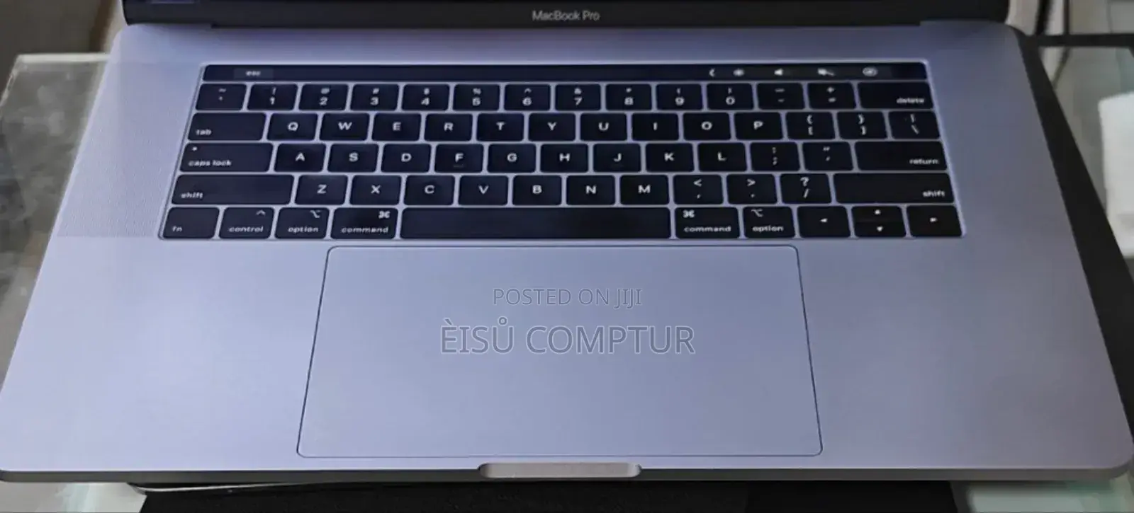 New Laptop Apple MacBook 2019 32GB Intel Core I9 SSD 512GB