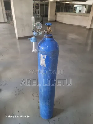 Photo - 40l Medical Oxygen Cylinder Full Set