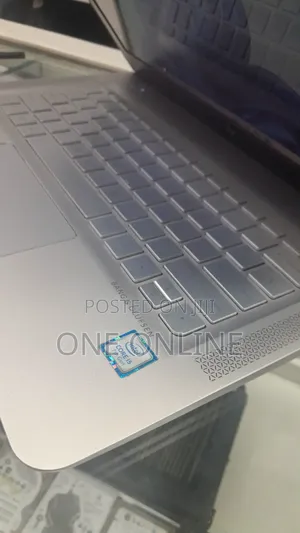 New Laptop HP Envy 14 8GB Intel Core I5 SSD 256GB