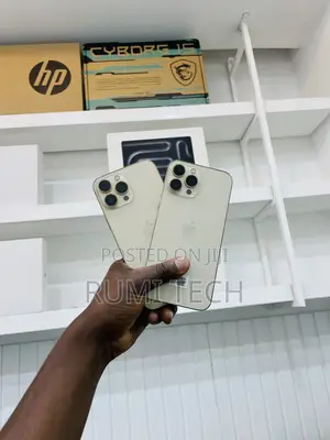 Photo - Apple iPhone 13 Pro Max 256 GB Gold