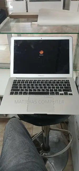New Laptop Apple MacBook Air 2013 4GB Intel Core I5 SSD 256GB