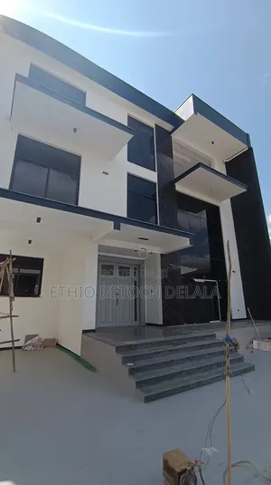 Photo - Furnished 10bdrm Villa in አዲስ አበባ, Bole for sale