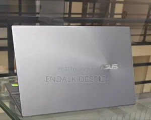 Photo - New Laptop Asus 8GB AMD Ryzen 5 SSD 512GB