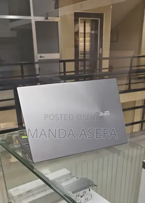 Photo - New Laptop Asus ZenBook Flip 14 UX461UA 8GB AMD Ryzen 5 SSD 512GB