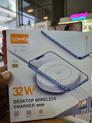 Photo - Desktop Wireless Charger