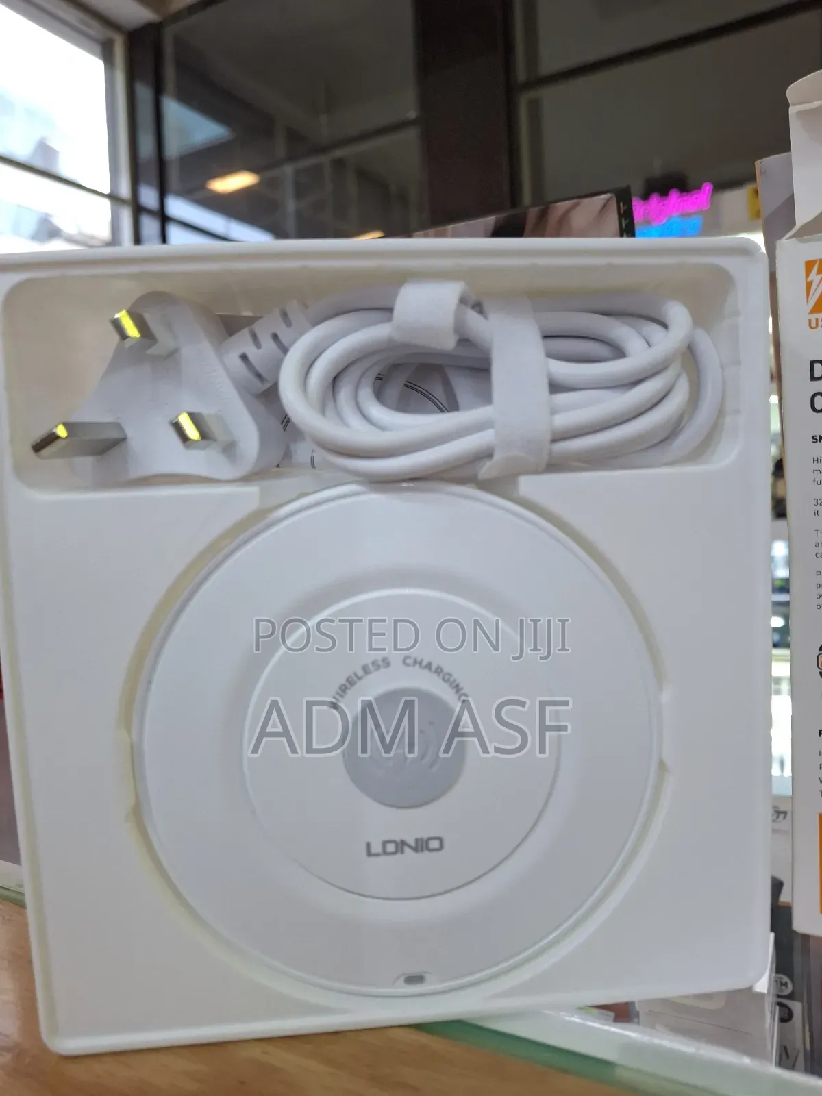 Desktop Wireless Charger