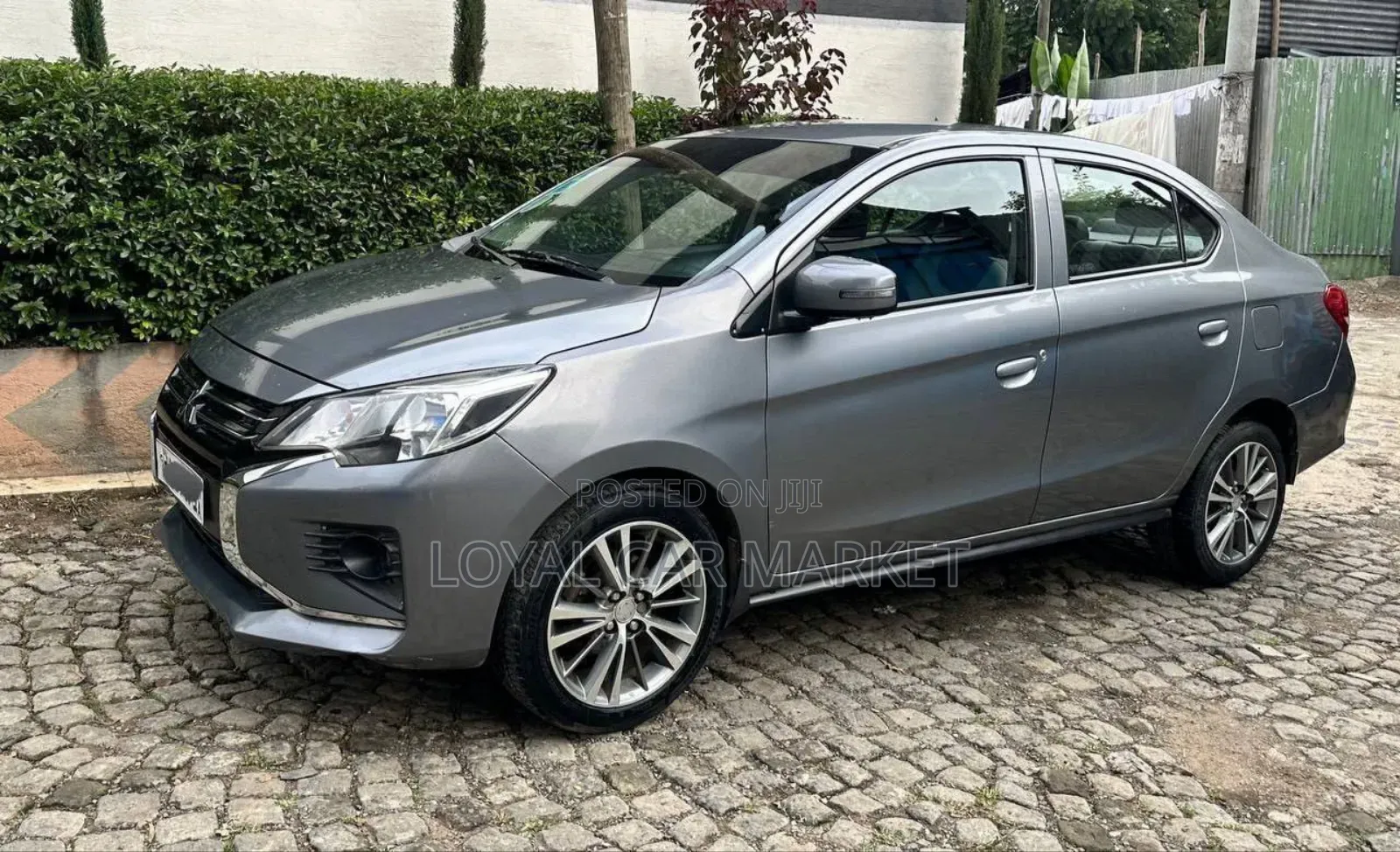 Mitsubishi Attrage 2020 Gray