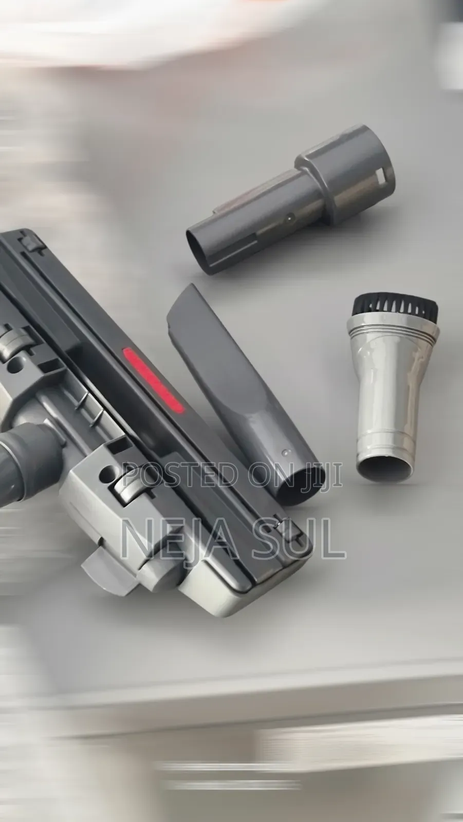 Hitachi Vacuum Cleaner 18-Litters