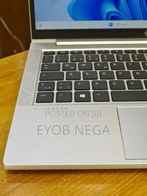 New Laptop HP EliteBook 835 G7 16GB AMD Ryzen 5 SSD 512GB