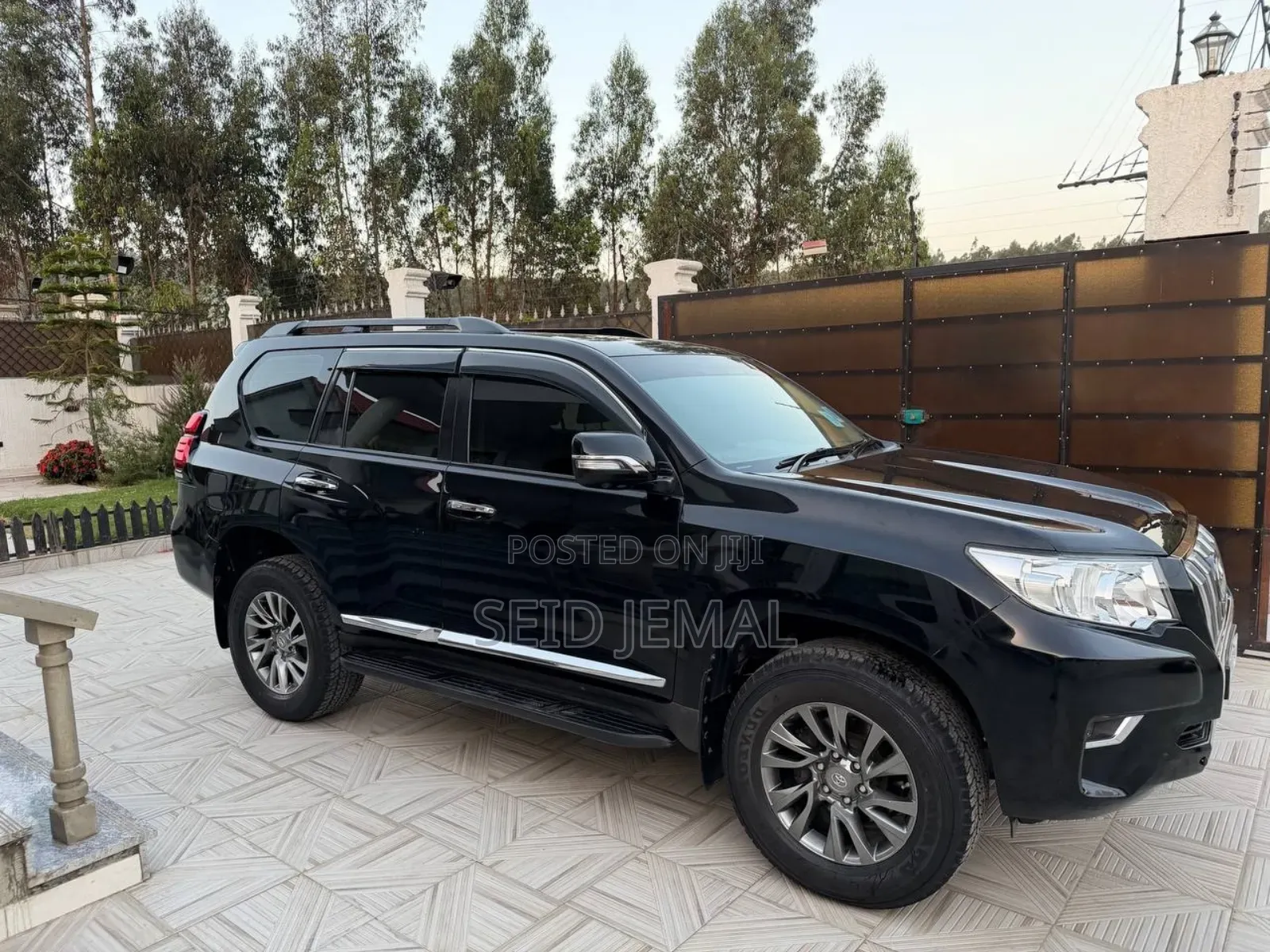 Toyota Land Cruiser Prado 2018 Matt Black