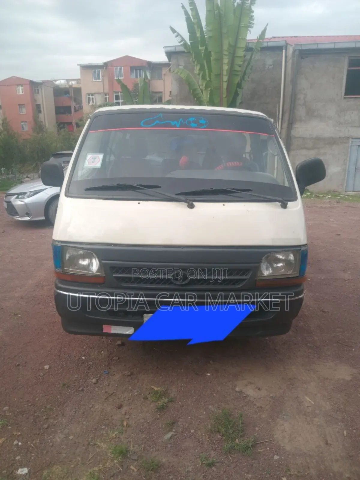 Toyota HiAce 1991 White