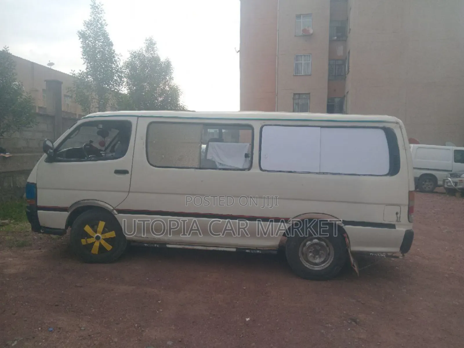 Toyota HiAce 1991 White