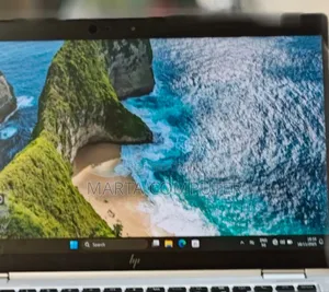 Photo - New Laptop HP Spectre 16GB Intel Core I7 SSD 512GB