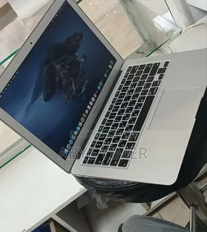 New Laptop Apple MacBook Air 2014 4GB Intel Core I5 SSD 256GB