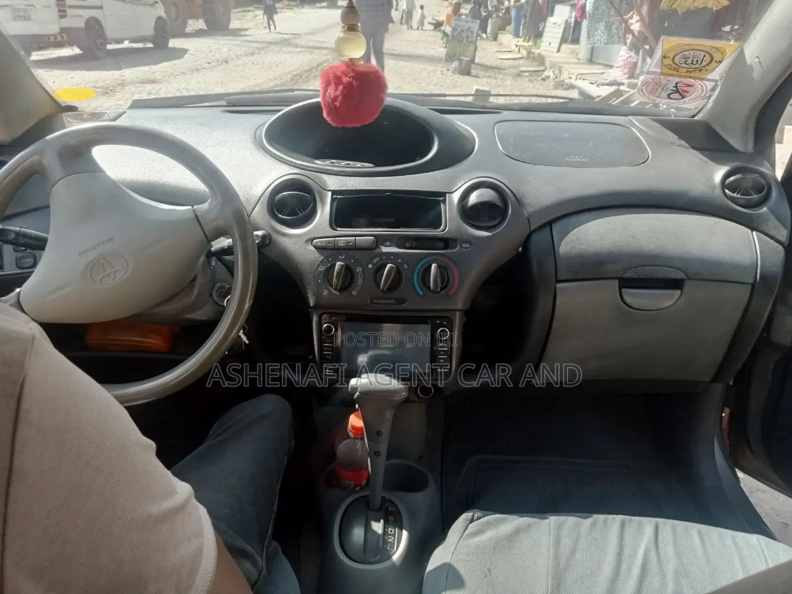 Toyota Yaris 2001 Silver