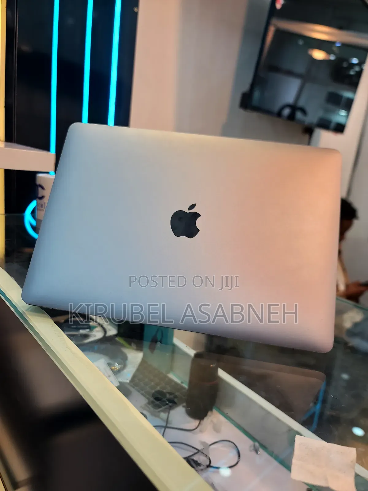 New Laptop Apple MacBook Air 2020 M1 16GB Apple M1 SSD 256GB