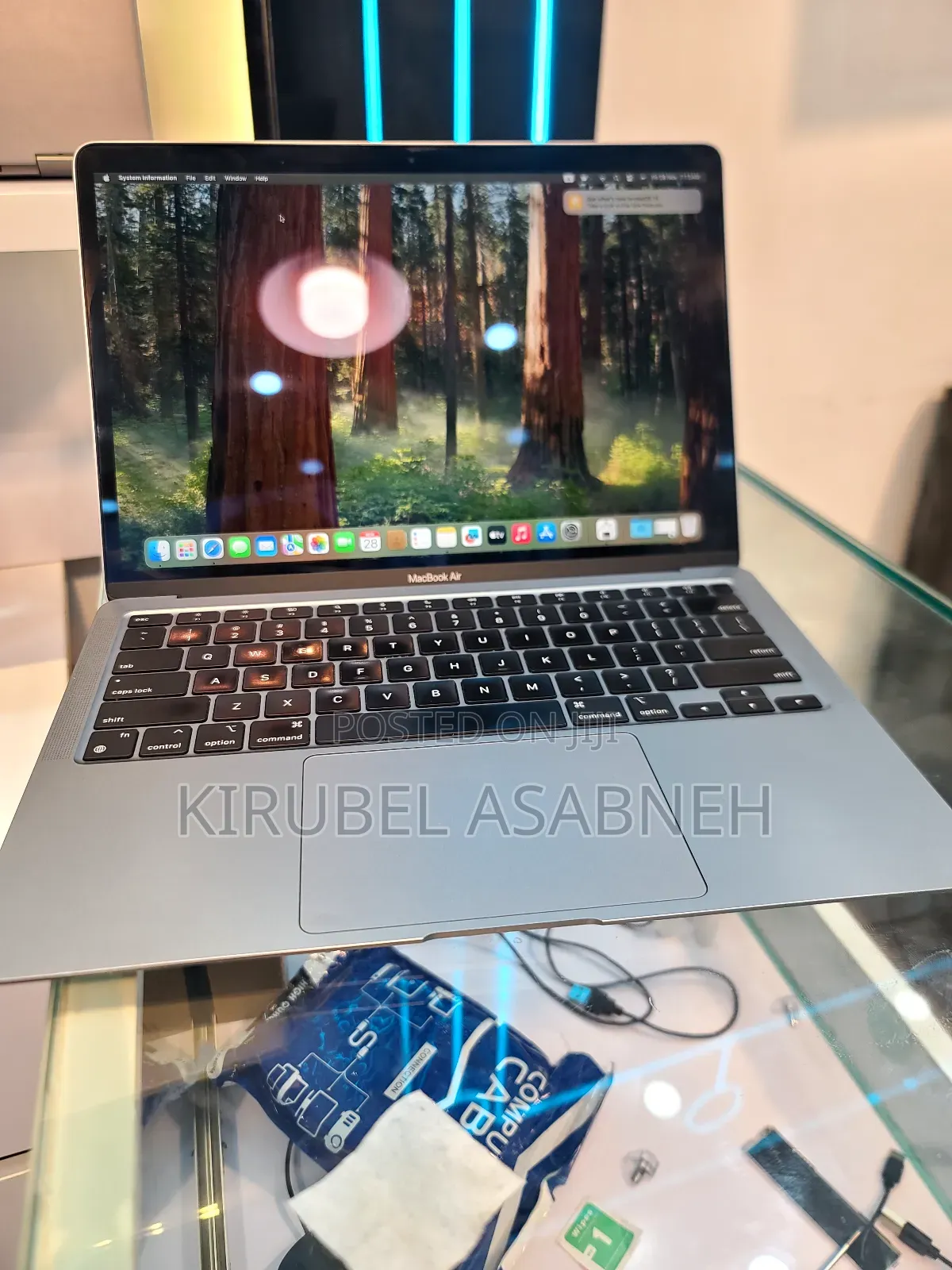 New Laptop Apple MacBook Air 2020 M1 16GB Apple M1 SSD 256GB