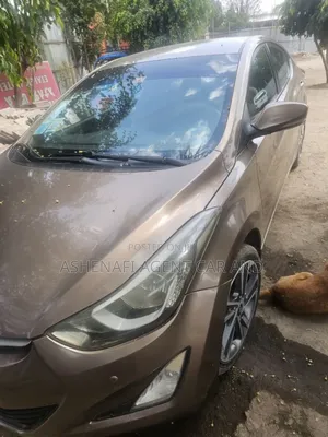 Photo - Hyundai Elantra 2015 Burgundy