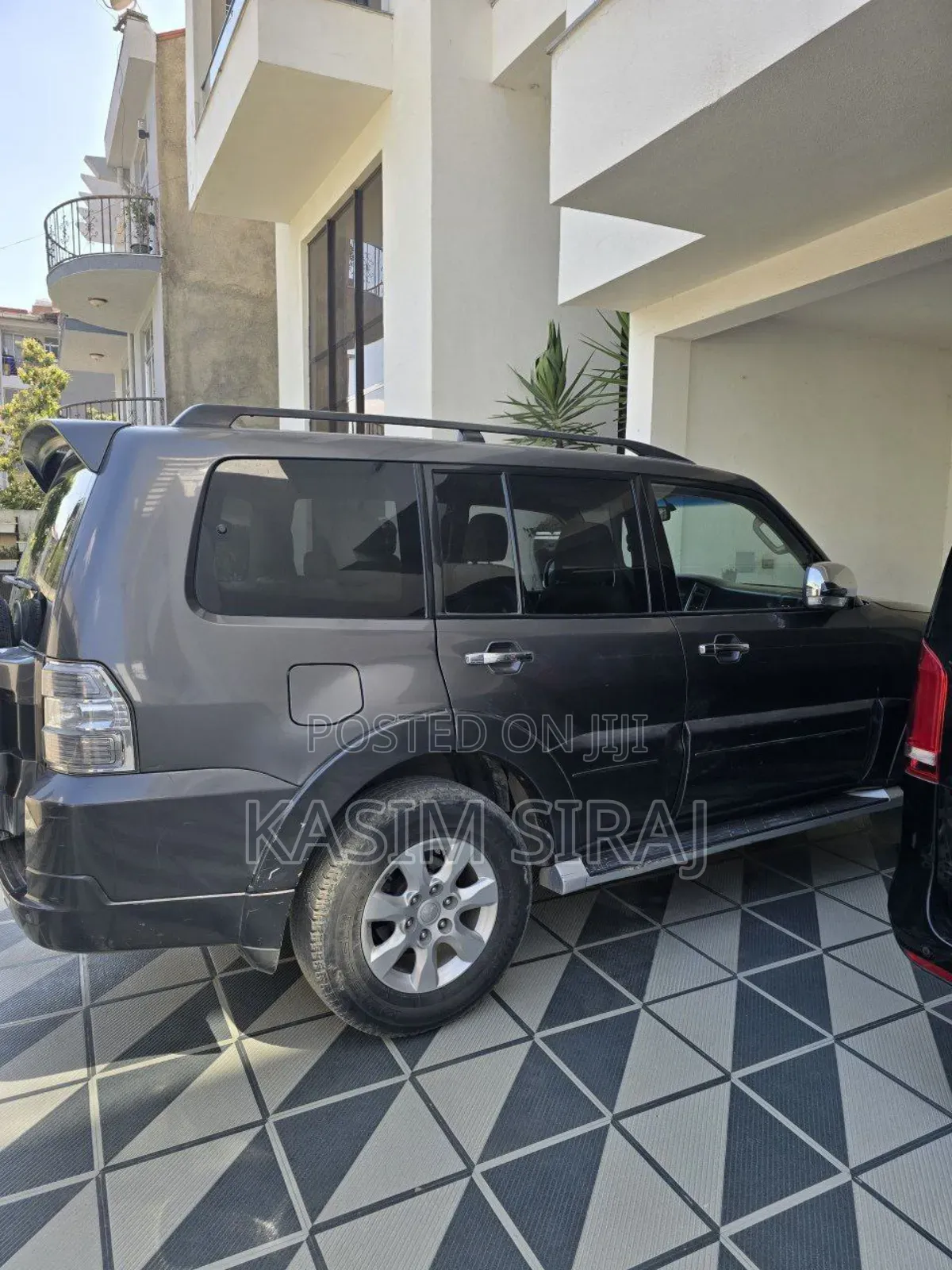 Mitsubishi Pajero V80 3.2 DI-D 2017 Gray