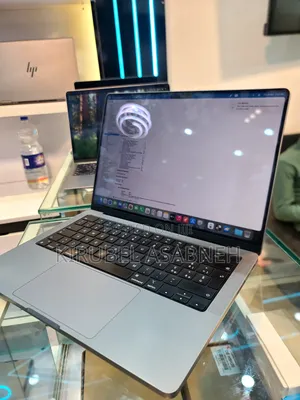New Laptop Apple MacBook Pro M1 16GB Apple M1 Pro SSD 512GB