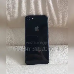 Photo - Apple iPhone 8 64 GB Black