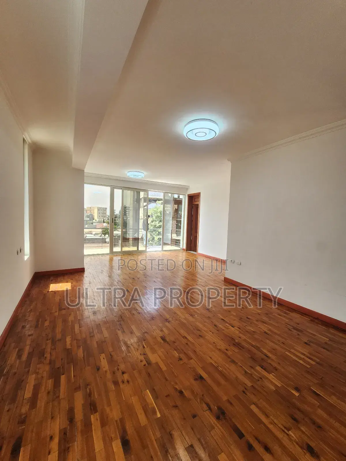 7bdrm House in Bole for rent