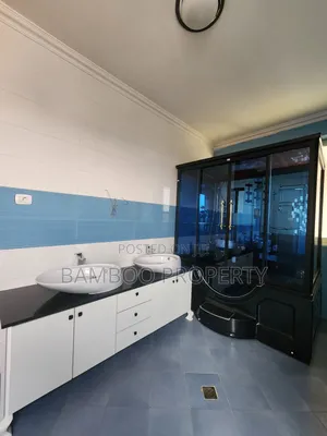 7bdrm House in Bole for rent