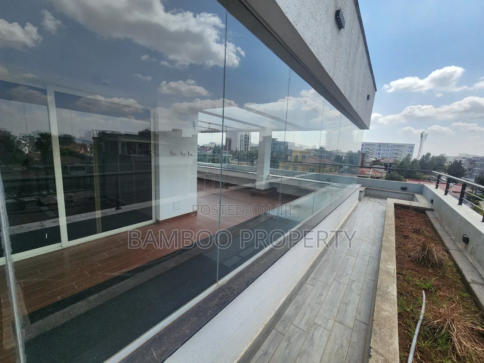 7bdrm House in Bole for rent