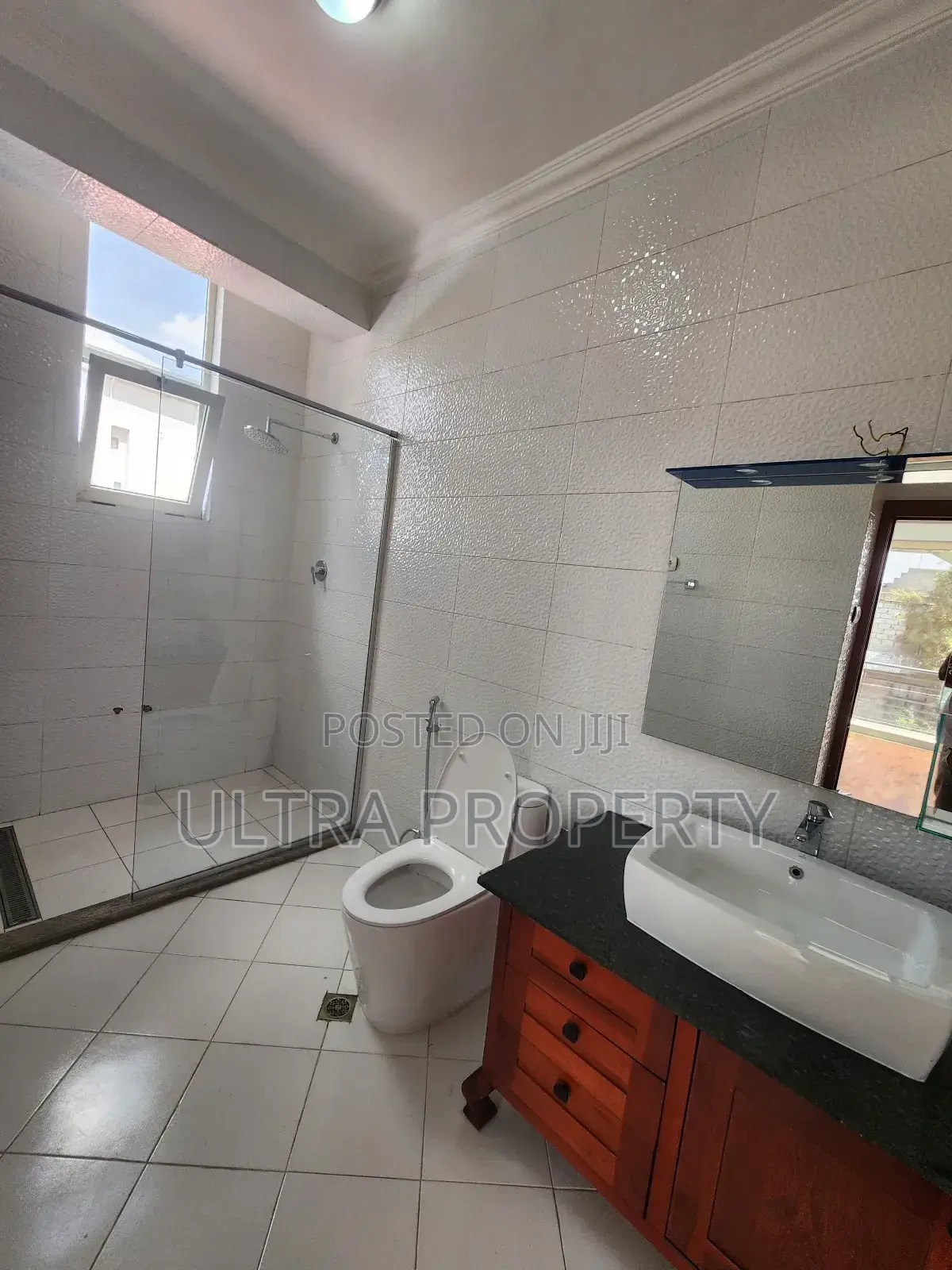 7bdrm House in Bole for rent